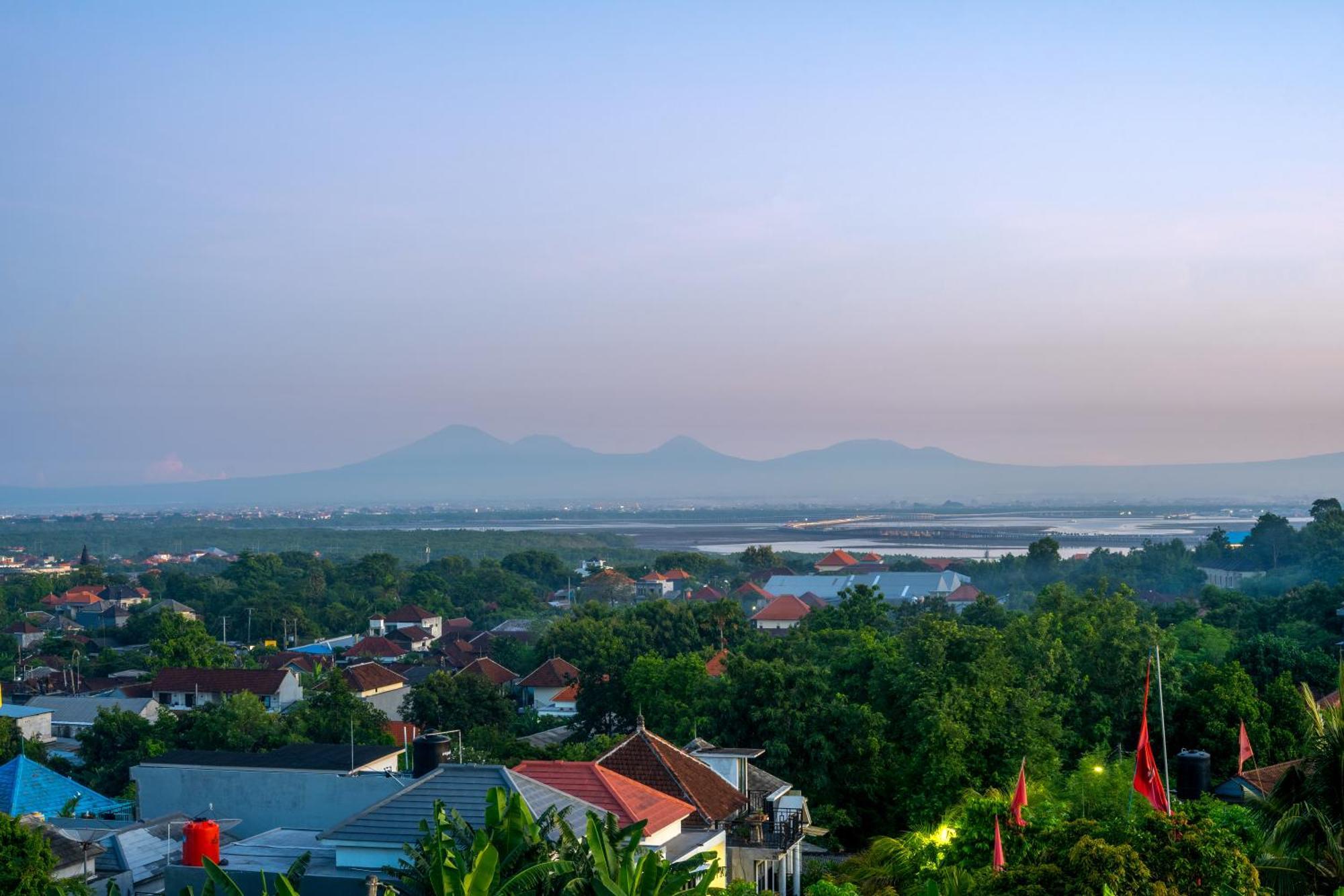 Proart 2 - Your Bali Away From - Roomy, Scenic, Relaxing Nusa Dua (Bali)
